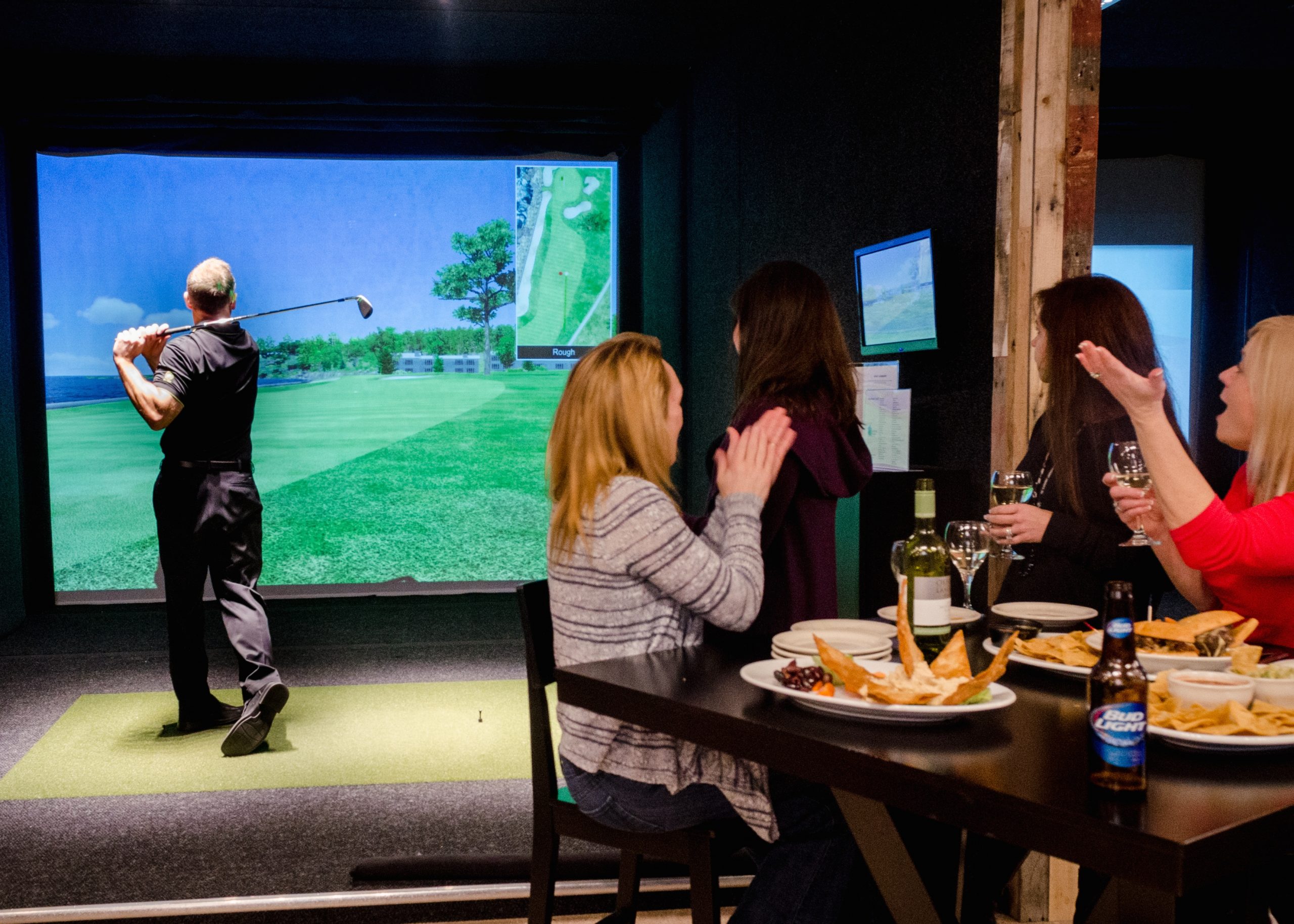 Four Seasons Indoor Golf - Photo 1